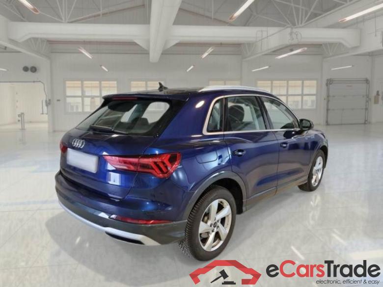 AUDI Q3 / 2018 / 5P / SUV 35 TDI S TRONIC BUSINESS ADVANCED #2
