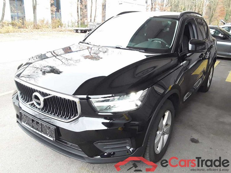 Volvo XC40 (2017->) DE - SUV5 T3 2WD EU6d, Momentum Core (EURO 6d), 2020 - 2022 #1
