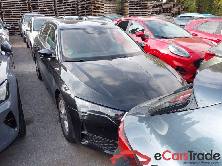 SKODA Octavia 2.0 TDI 110 kW (150CV) DSG 7 vel Automático Combi Design (Pano) #1