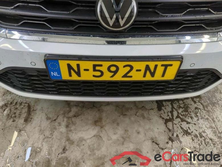 VOLKSWAGEN T-Roc 1.5 TSI Style #4