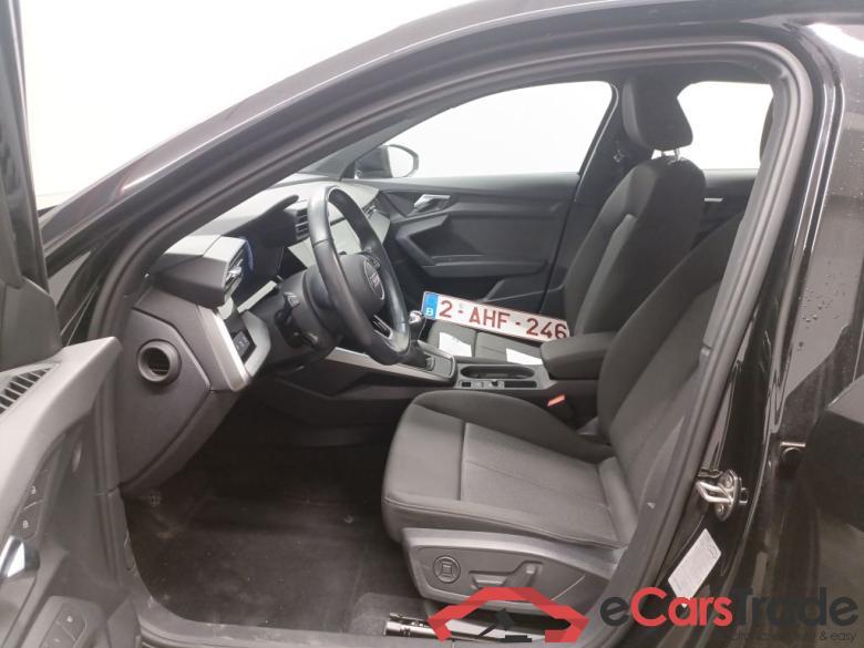 Audi A3 Sportback 2.0 30 TDi 85kW 5d #3
