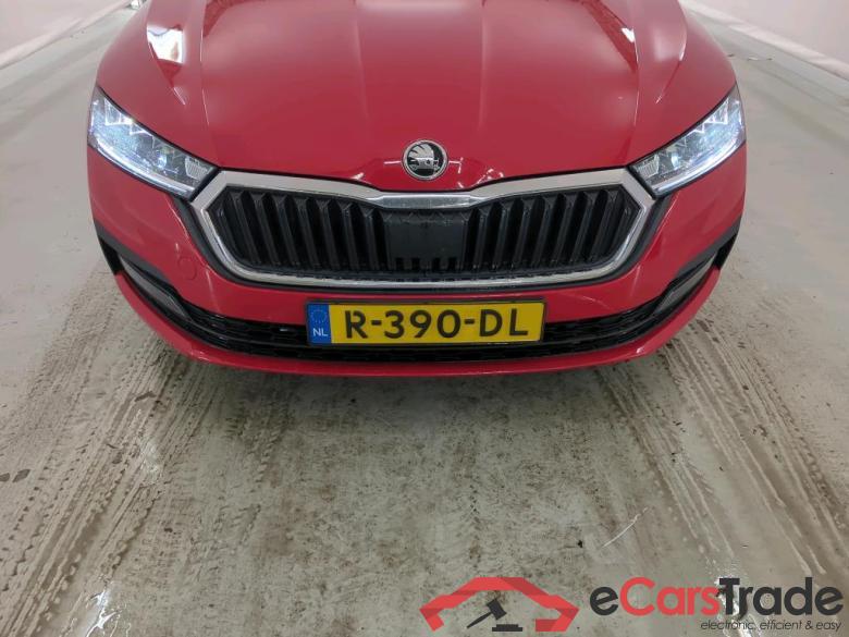 Škoda Octavia Combi 1.0 TSI Greentech Ambition 5d #5