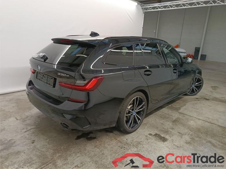 BMW 3 TOURING - 2019 330eXAS 184hp PHEV 5d #2