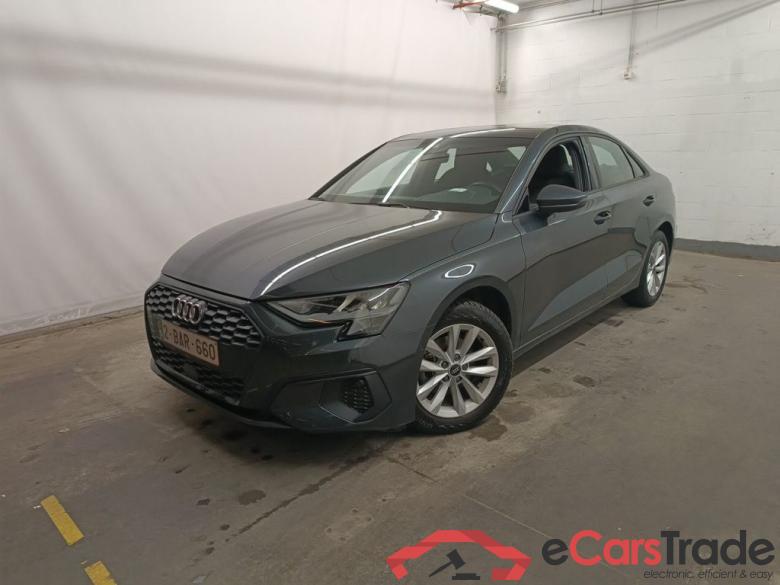 Audi A3 Berline 2.0 TDi 35 110kW S tronic Business Edit. 4d #1