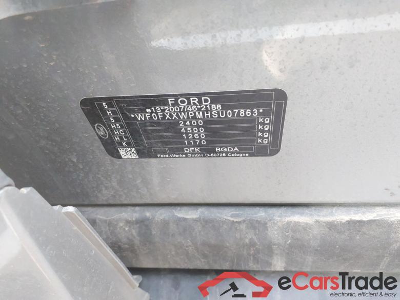 FORD Kuga 2.5 243CV Automático    St Line X (Pano) #5