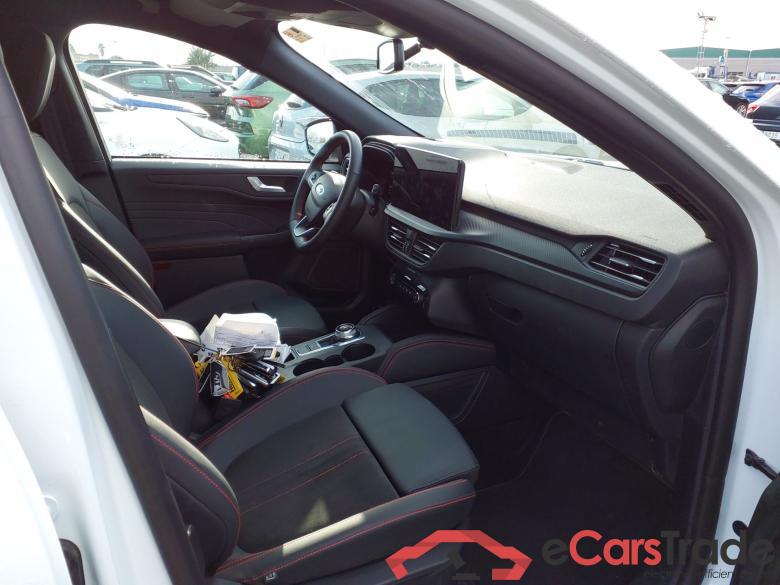 FORD Kuga 2.5 243CV Automático    ST-LINE X #3