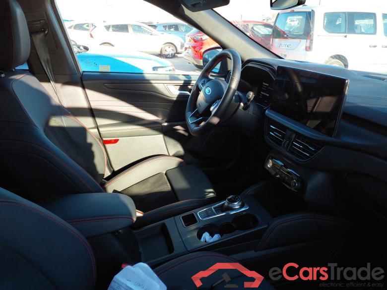 FORD Kuga 2.5 243CV Automático    St Line X (Pano) #3