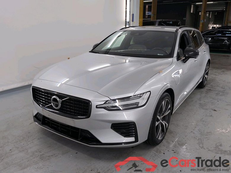 VOLVO V60 2.0 T8 RECHARGE 4WD GEARTR R-DESIGN