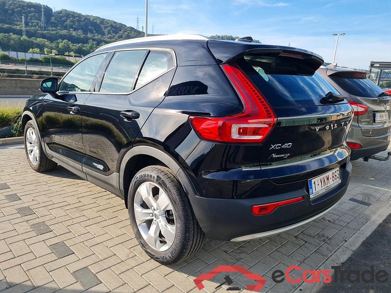 VOLVO XC40 1.5 T2 Momentum Pro #3