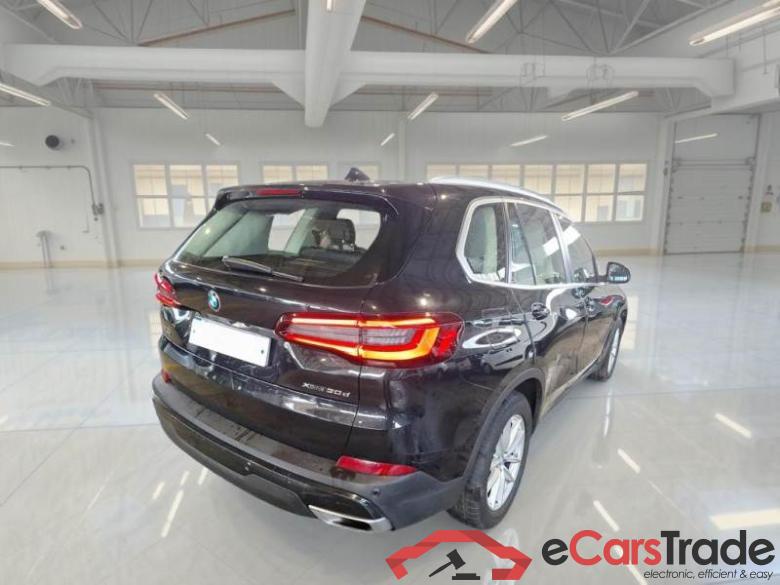 BMW X5 / 2018 / 5P / SUV XDRIVE 30D MH48V BUSINESS AUTOM. #2