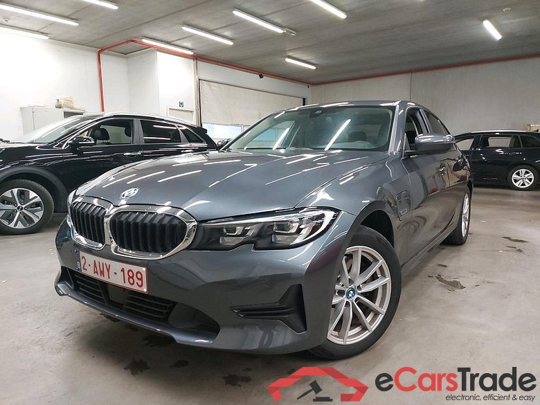 BMW - BMW 3 BERLINE 320e 204PK Business Edition With Heated Vernasca Sport Seats & Active Cruise & Driving Assistant Pack * HYBRID * #1