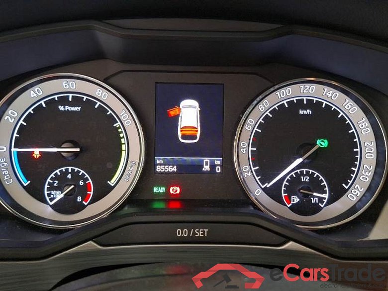 SKODA SUPERB WAGON / 2019 / 5P / STATION WAGON 1.4 TSI PLUG-IN HYBRYD EXECUTIVE DSG #4