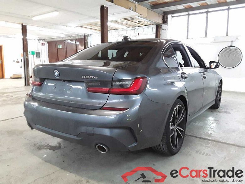 BMW 320e Plug-In Hybrid M-Sport Aut. LED-Xenon Head-Up LC-Pro Ambient HI-FI Navi-Pro 1/2 Sport-Leather-Alcantara KeylessGo Camera Klima PDC ... #3