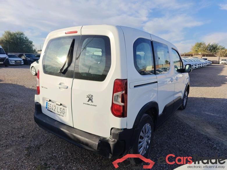 PEUGEOT Rifter / 2018 / 4P / combi Active Standard BlueHDi 73kW (IND) (CX2) #2