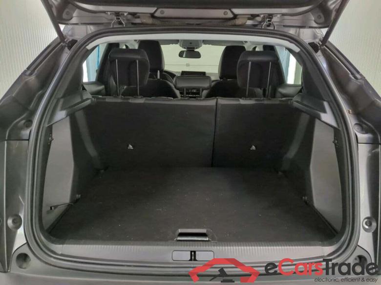 PEUGEOT 2008 1.2 PureTech Allure #5