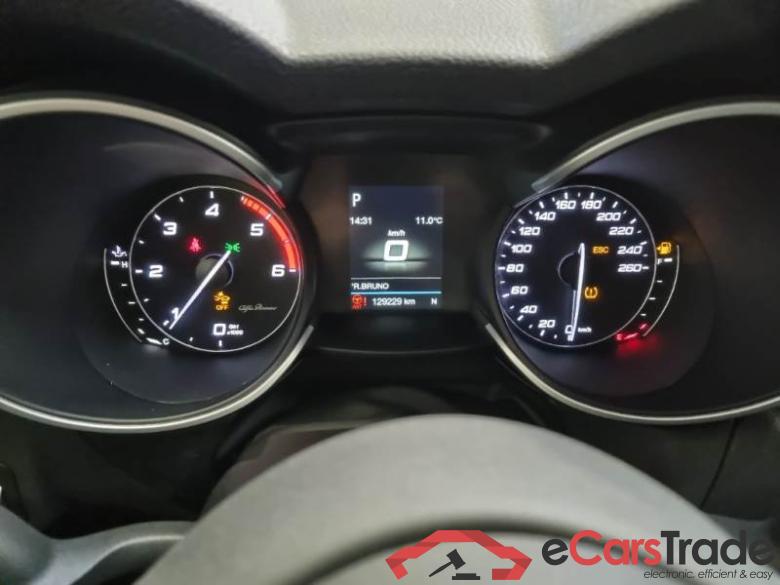 ALFA ROMEO STELVIO / 2017 / 5P / SUV 2.2 TURBO DIESEL 190CV AT8 Q4 BUSINESS #4