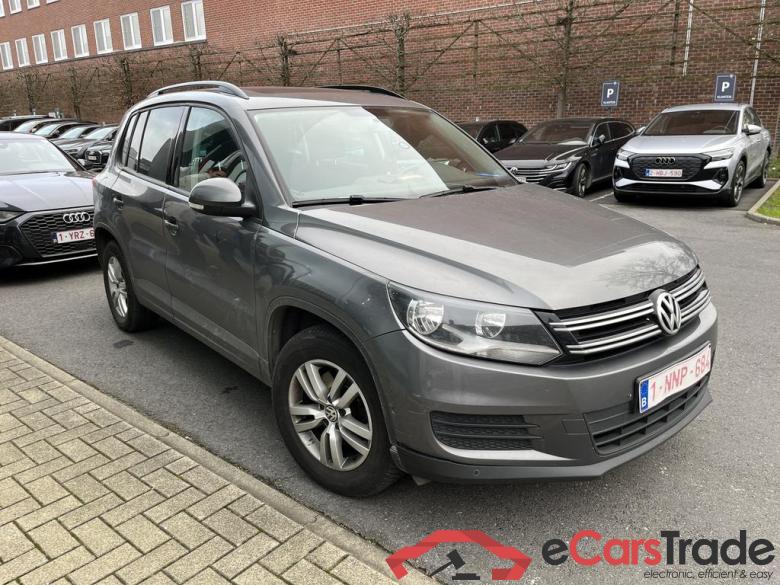 VOLKSWAGEN Tiguan Tiguan Trend & Fun 2.0 TDI SCR BlueMotion Technology 81 kW (110 ch) 6 vitesses manuel #2