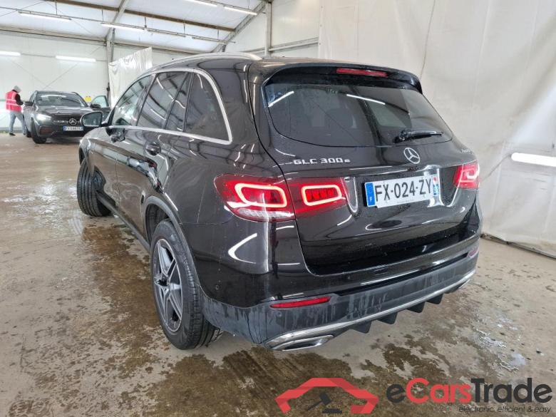 MERCEDES-BENZ GLC / 2019 / 5P / SUV GLC 300 e AMG Line 4Matic #2