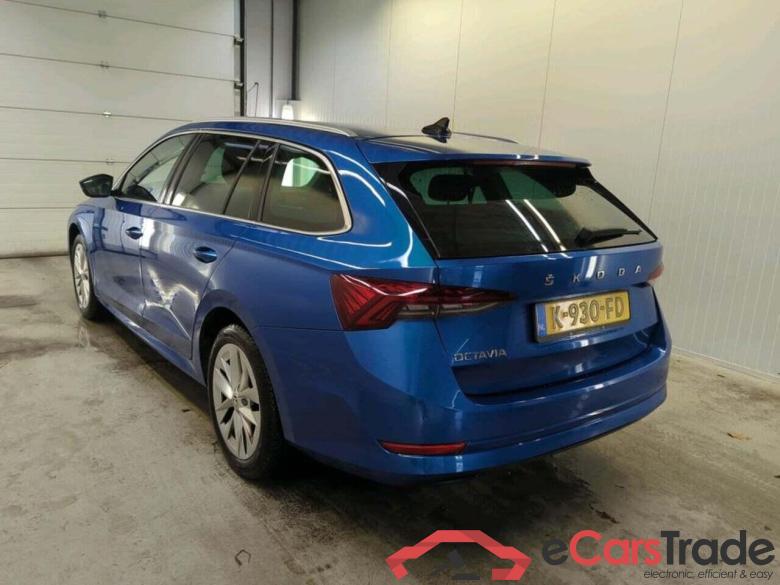 SKODA Octavia Combi 1.5 TSI First Edit. #6