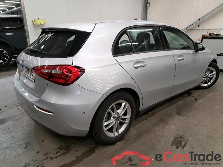 MERCEDES - MER A 180 d 116PK 7G-DCT Business Solution & Trailer Hook #2