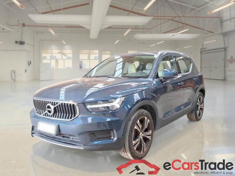 VOLVO XC40 / 2017 / 5P / SUV T5 PLUG-IN HYBRID AUTO RECHARGE INSCR. #1