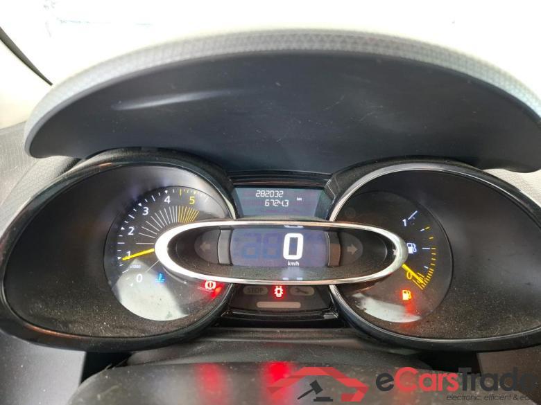 Clio IV Air 1.5 dCi 75CV BVM5 E5 #6