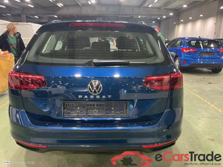 VOLKSWAGEN PASSAT VARIANT 1.6 TDI SCR MSQ VARIANT STYLE BUSINESS #5