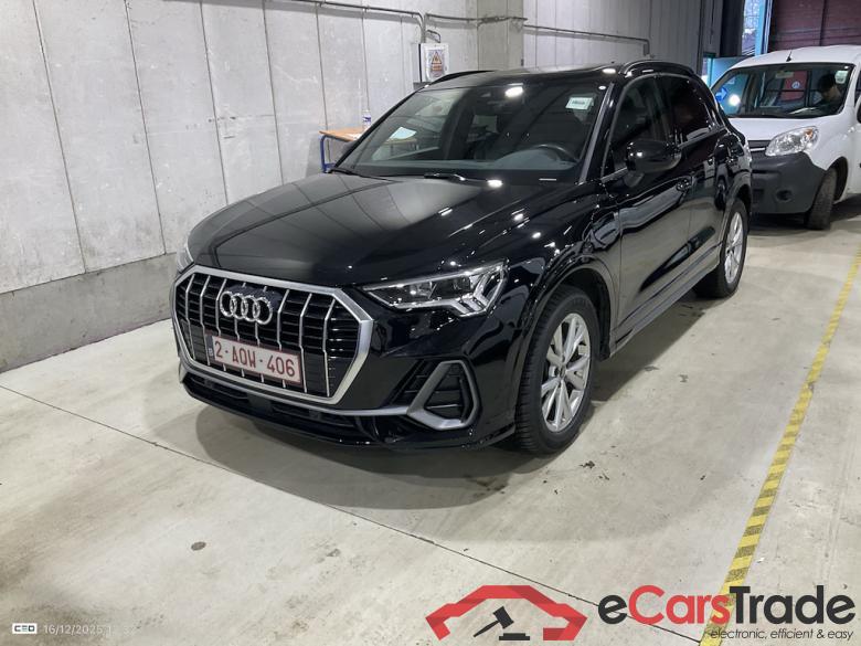 AUDI Q3 1.4 45 TFSI E S TRONIC S LINE #1