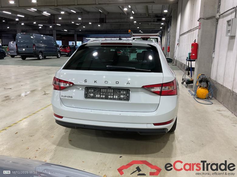 SKODA SUPERB COMBI 2.0 CRTDI 110KW CLEVER+ #5