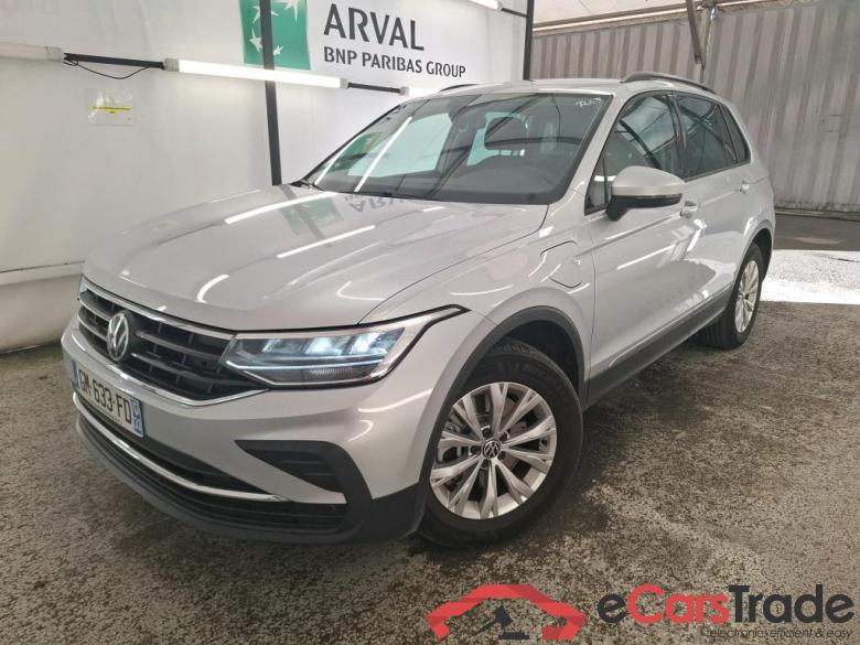 VOLKSWAGEN Tiguan / 2020 / 5P / SUV 1.4 eHybrid 245 DSG6 Life Business #1