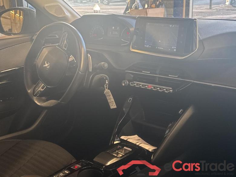 Peugeot 208 1.2 PureTech Aut. Navi Klima PDC ... #5