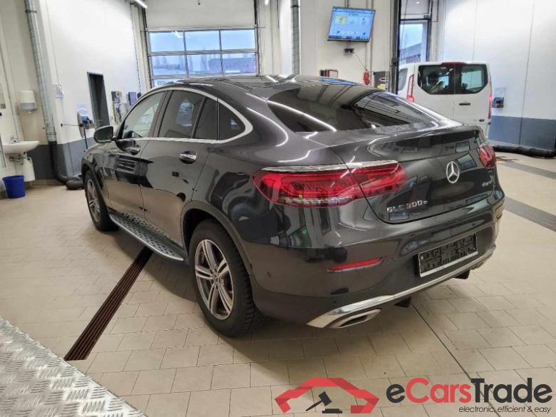 Mercedes-Benz GLC Coupe (BM 253)(11.2016->) DE - SUV5 GLC 300 e EU6d, e AMG Line 4Matic (EURO 6d), (Facelift) 2020 - 2023 #4