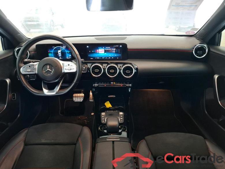 MERCEDES-BENZ Classe A Compact / 2018 / 5P / Berline A 250 e AMG Line 8G-DCT #5