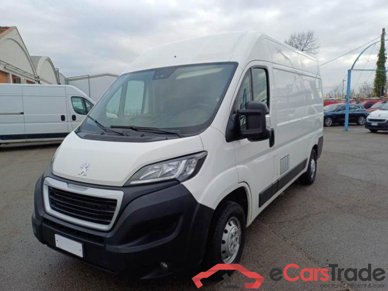 PEUGEOT BOXER / 2014 / 4P / FURGONE 335 L2H2 2.2 BLUEHDI 140CV SeS