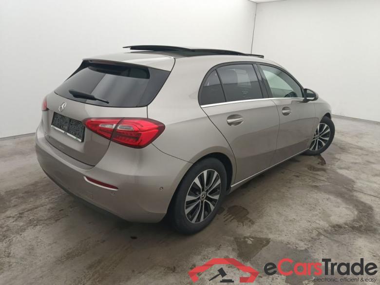 Mercedes-Benz A-Klasse A 180 d Business Solution Aut. 5d #2