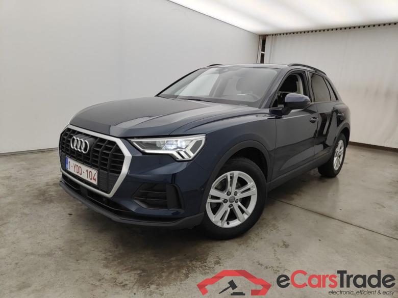 Audi Q3 35 TFSI S tronic 5d #1