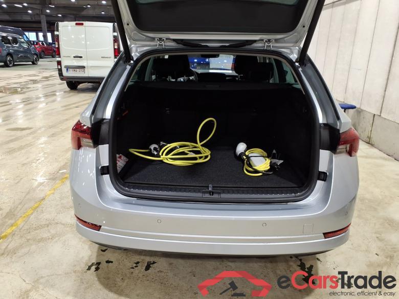 SKODA OCTAVIA COMBI 1.4 TSI PHEV 150KW DSG AMBITION #3