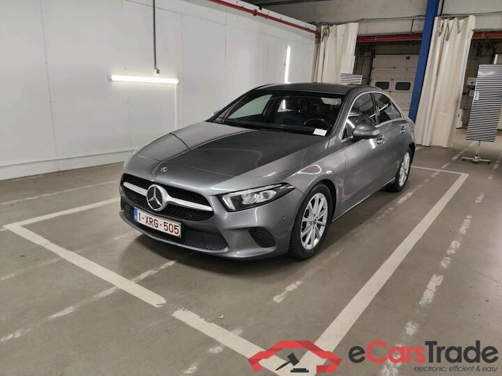 Mercedes A-Klasse Limousine A-Klasse Limousine A 180 d DCT Launch Edition 85kW/116pk  4D/P Auto-7 #1