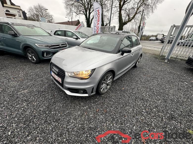 AUDI A1 Sportback Audi A1 Attraction  Sportback 1.2 TFSI  63(86) kW(ch) 5 vitesses #1