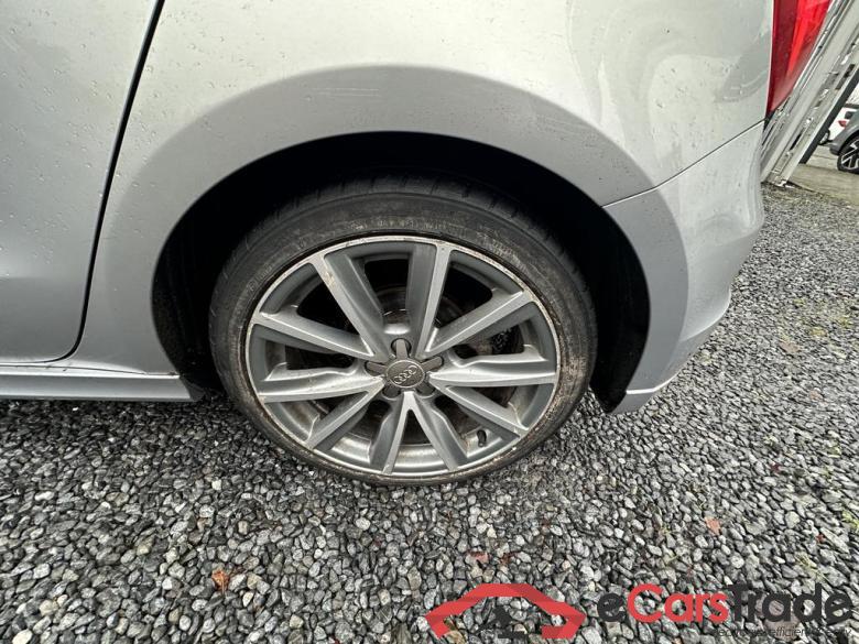 AUDI A1 Sportback Audi A1 Attraction  Sportback 1.2 TFSI  63(86) kW(ch) 5 vitesses #6