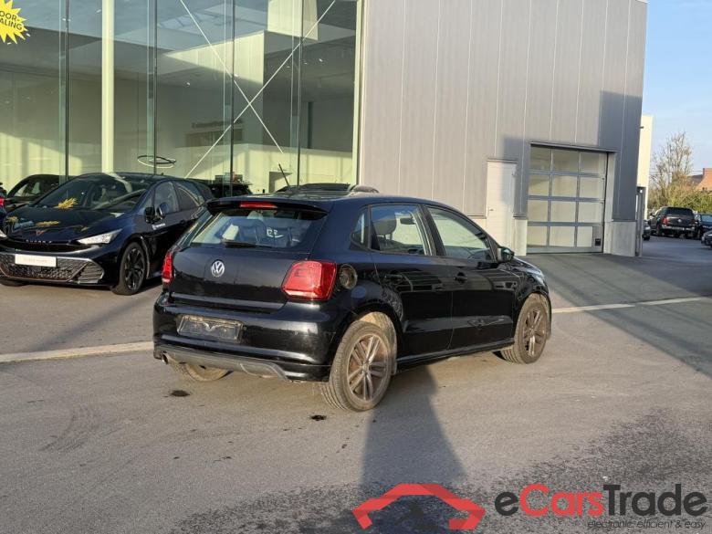 VOLKSWAGEN Polo Polo Highline BlueMotion Technology     1.2 l TSI 66 kW (90 PS) 5-speed #4