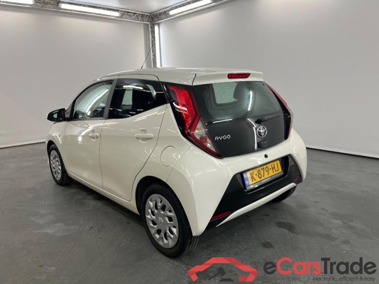 TOYOTA Aygo 1.0 VVT-i x-play #3