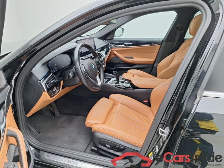 BMW, 5-ser To FL'20 PHEV, BMW 5 Reeks Touring 530e 200kW xDrive Auto 5d #3