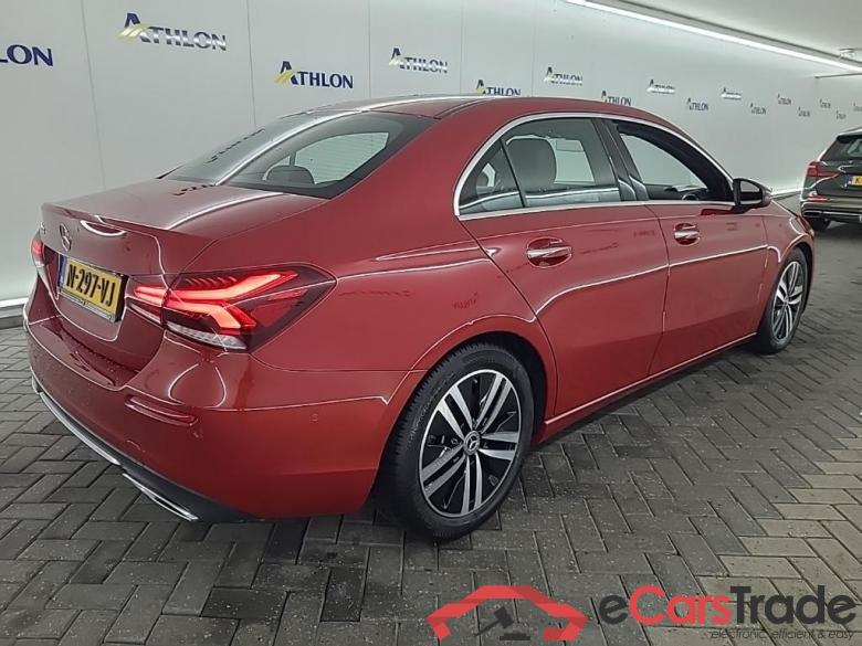 MERCEDES-BENZ A-Klasse Limousine A 200 7G-DCT Business Solution Luxury 4D 120kW #3