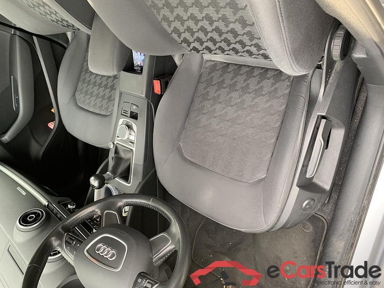 AUDI A3 Sportback Audi A3 Sportback Attraction 35 TFSI  110(150) kW(pk) S tronic #5