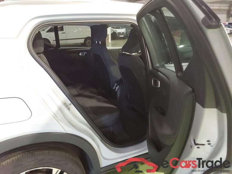 VOLVO XC40 1.5 T4 RECHARGE GEARTR. INSCRIPTION EXPR #5