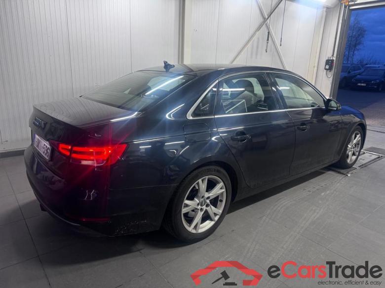 AUDI A4 2.0 TDi Design S tronic #3
