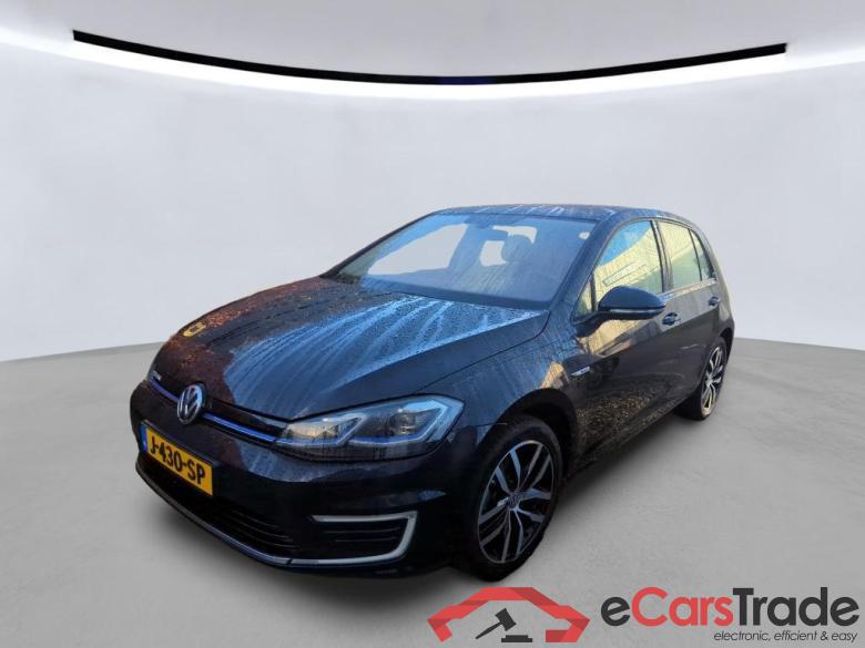 VOLKSWAGEN e-Golf 100 kW #1