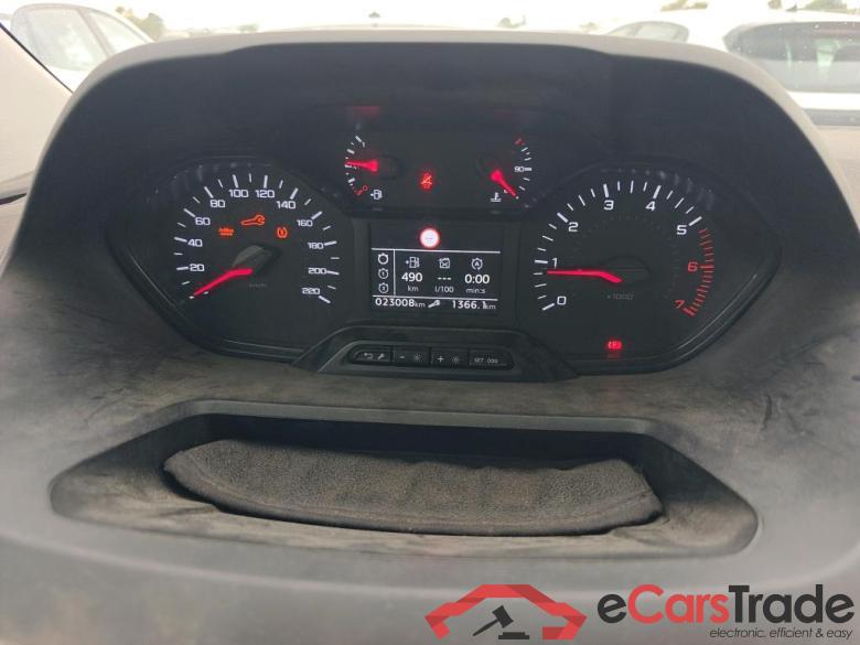 PEUGEOT Rifter / 2018 / 4P / combi Active Standard BlueHDi 73kW (IND) (CX2) #4