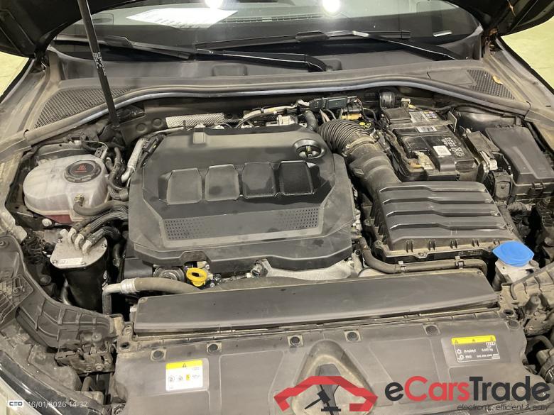 AUDI A3 SPORTBACK 2.0 30 TDI 85KW S TRONIC S LINE BUS. ED #6